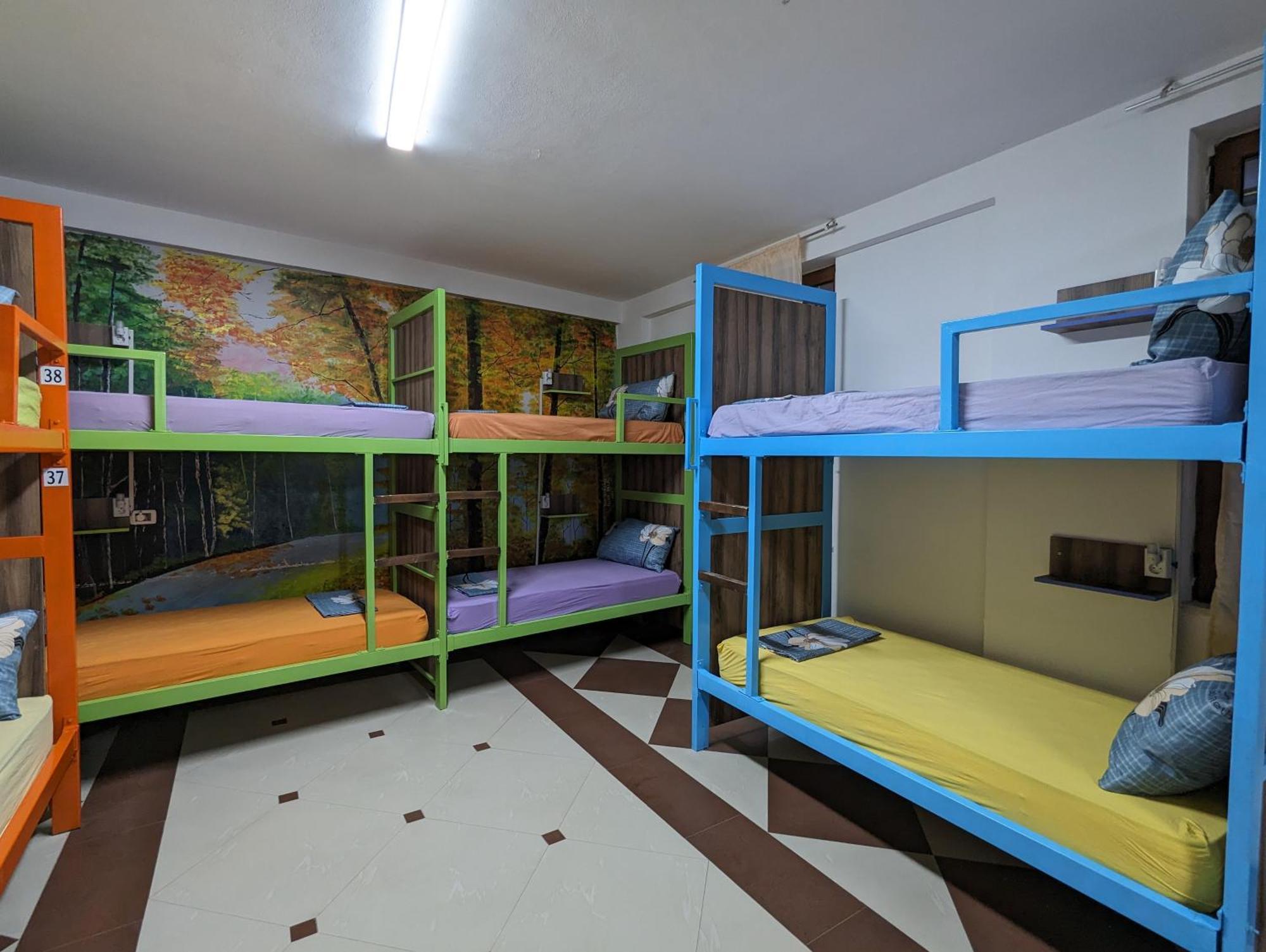 Tias Hostal